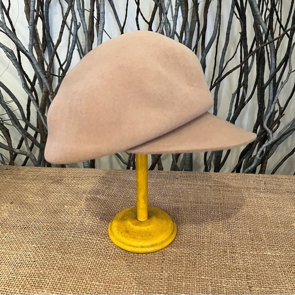 Frank Olive Accessories - Vintage Frank Olive Georgie Girl Wool Hat